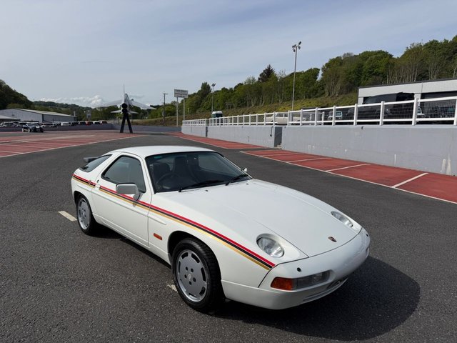 View our Porsche 928 range
