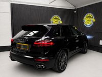 USED 2017 Y PORSCHE CAYENNE 4.2 TD V8 S Platinum Edition SUV 5dr Diesel TiptronicS 4WD Euro 6 (s/s) (385 ps) DELIVERY AVAIABLE
