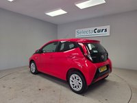 USED 2020 70 TOYOTA AYGO 1.0 VVT-i x-play Hatchback 5dr Petrol Manual Euro 6 (Safety Sense) (71 ps) 