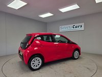 USED 2020 70 TOYOTA AYGO 1.0 VVT-i x-play Hatchback 5dr Petrol Manual Euro 6 (Safety Sense) (71 ps) 