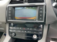 USED 2018 67 JAGUAR F-PACE 2.0 D180 Portfolio SUV 5dr Diesel Auto AWD Euro 6 (s/s) (180 ps) 2 KEYS  + FULL SERVICE HISTORY
