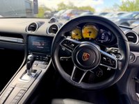 USED 2018 68 PORSCHE 718 CAYMAN 2.0T Coupe GPF 2dr Petrol PDK Euro 6 (s/s) (300 ps) 