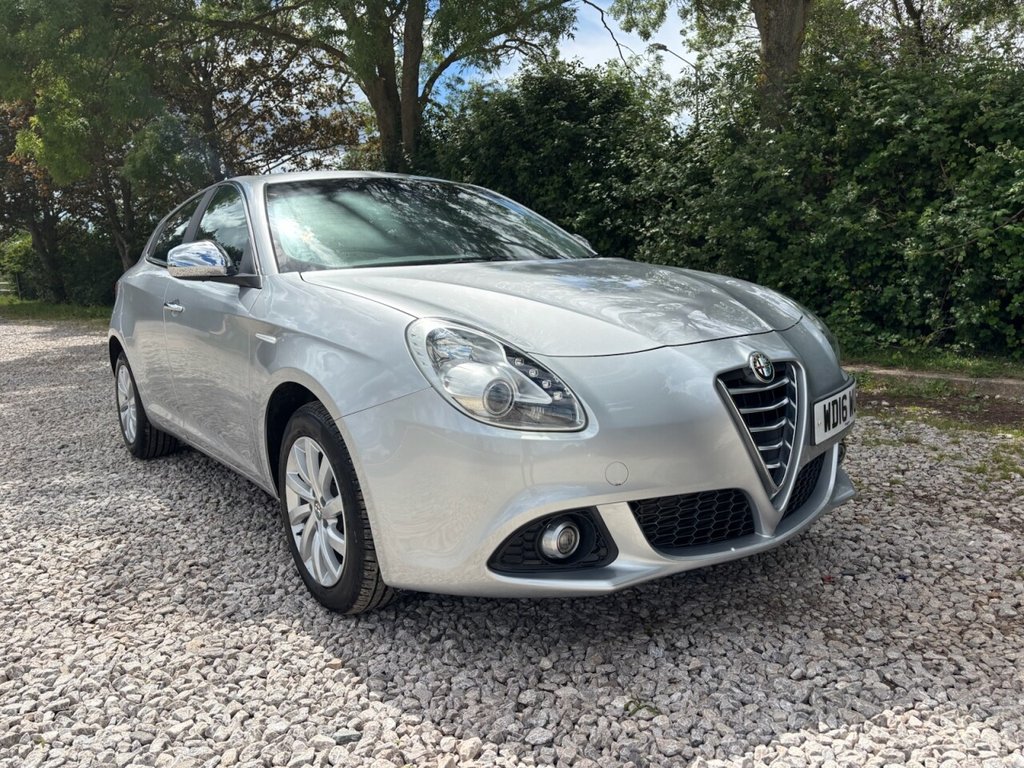 USED 2016 16 ALFA ROMEO GIULIETTA 2.0 JTDM-2 Distinctive Hatchback 5dr Diesel Manual Euro 6 (s/s) (150 bhp) &pound;ZERO DEPOSIT FINANCE