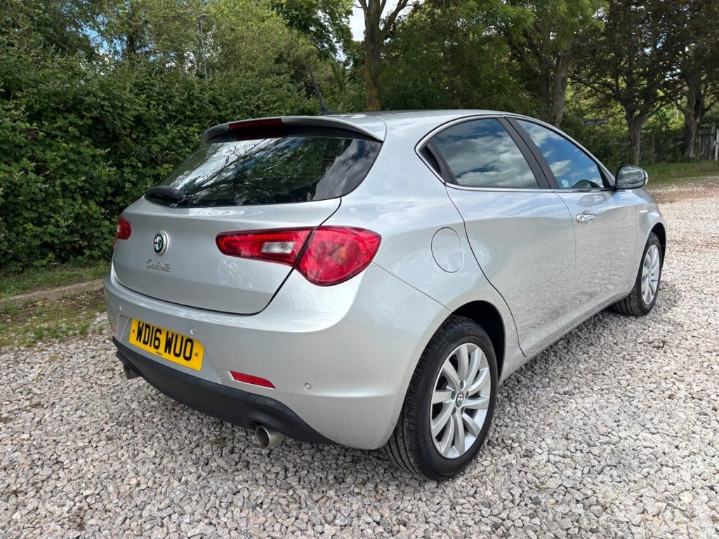 USED 2016 16 ALFA ROMEO GIULIETTA 2.0 JTDM-2 Distinctive Hatchback 5dr Diesel Manual Euro 6 (s/s) (150 bhp) &pound;ZERO DEPOSIT FINANCE
