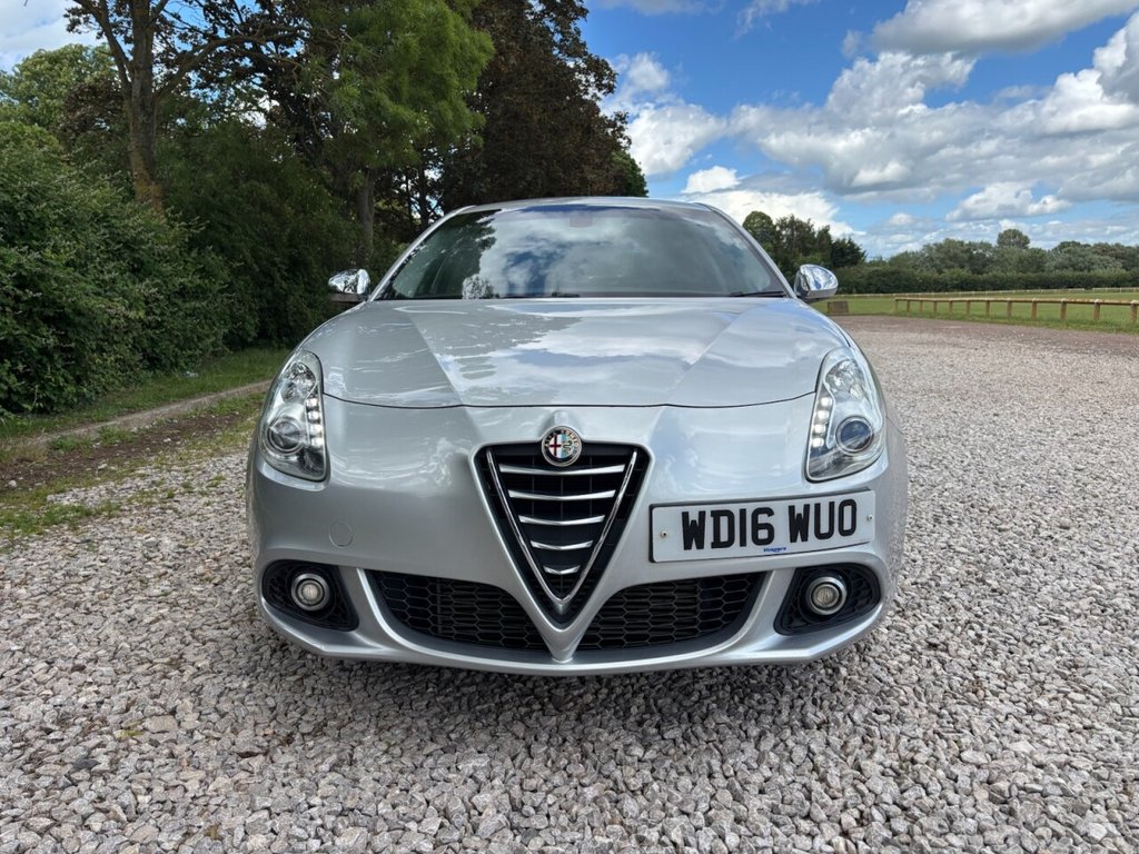 USED 2016 16 ALFA ROMEO GIULIETTA 2.0 JTDM-2 Distinctive Hatchback 5dr Diesel Manual Euro 6 (s/s) (150 bhp) &pound;ZERO DEPOSIT FINANCE