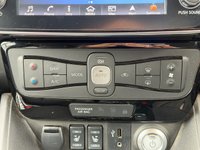 USED 2018 68 NISSAN LEAF 40kWh Tekna Hatchback 5dr Electric Auto (150 ps) 360 CAMERAS + HEATED WHEEL