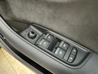 USED 2019 19 AUDI Q7 3.0 TDI V6 45 S line SUV 5dr Diesel Tiptronic quattro Euro 6 (s/s) (231 ps) BLACK DAKOTA LEATHER, SATELLITE NAVIGATION, CLIMATE CONTROL, ALLOY WHEELS, AUTO HOLD, ELECTRIC FOLDING MIRRORS, MULTI FUNCTION STEERING WHEEL, CRUISE CONTROL, ELECTRIC FRONT SEATS, FRONT & REAR PARKING SENSORS, RAIN SENSOR, DIGITAL COCKPIT, APPLE CARPLAY, BLUETOOTH, MATRIX LED LIGHTS,  DAB