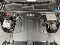 USED 2019 19 AUDI Q7 3.0 TDI V6 45 S line SUV 5dr Diesel Tiptronic quattro Euro 6 (s/s) (231 ps) BLACK DAKOTA LEATHER, SATELLITE NAVIGATION, CLIMATE CONTROL, ALLOY WHEELS, AUTO HOLD, ELECTRIC FOLDING MIRRORS, MULTI FUNCTION STEERING WHEEL, CRUISE CONTROL, ELECTRIC FRONT SEATS, FRONT & REAR PARKING SENSORS, RAIN SENSOR, DIGITAL COCKPIT, APPLE CARPLAY, BLUETOOTH, MATRIX LED LIGHTS,  DAB