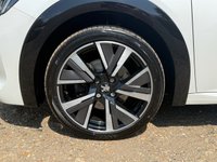 USED 2020 70 PEUGEOT 208 1.2 PureTech GT Line Hatchback 5dr Petrol EAT Euro 6 (s/s) (130 ps) 