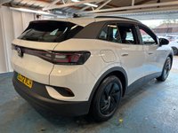 USED 2022 72 VOLKSWAGEN ID.4 Pure 52kWh Life SUV 5dr Electric Auto (148 ps)+2 CABLES+1 OWNER FROM NEW+NAV+HISTORY+HALF LEATHER HEATED SEATS+HEATED MIRRORS+AUTO LED LIGHTS+PRIVACY+CLIMATE+PARK CONTROL+MEDIA+ASSISTANCE PACK+INFO PACK+18