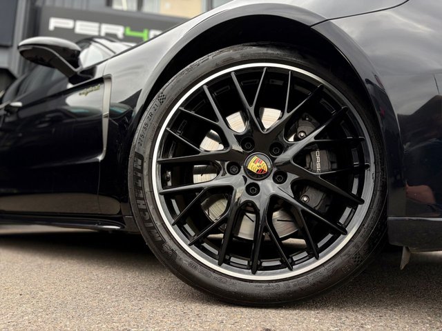 View our PORSCHE PANAMERA