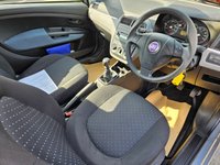 USED 2007 57 FIAT GRANDE PUNTO 1.2 Active White Hatchback 3dr Petrol Manual (139 g/km, 65 bhp) 