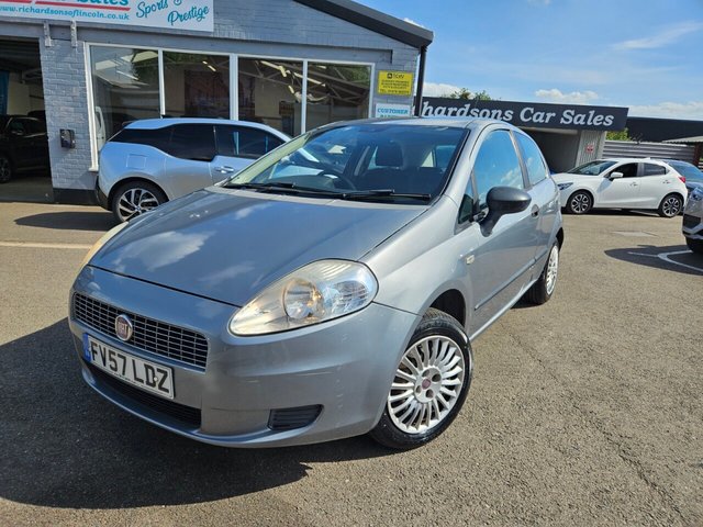 View our FIAT GRANDE PUNTO