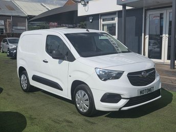 2020 VAUXHALL COMBO 1.6 Turbo D 2300 Sportive Panel Van 4dr Diesel Manual L1 H1 Euro 6 (s/s) (100 ps) &pound;7700.00
