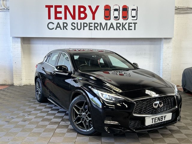 View our INFINITI Q30