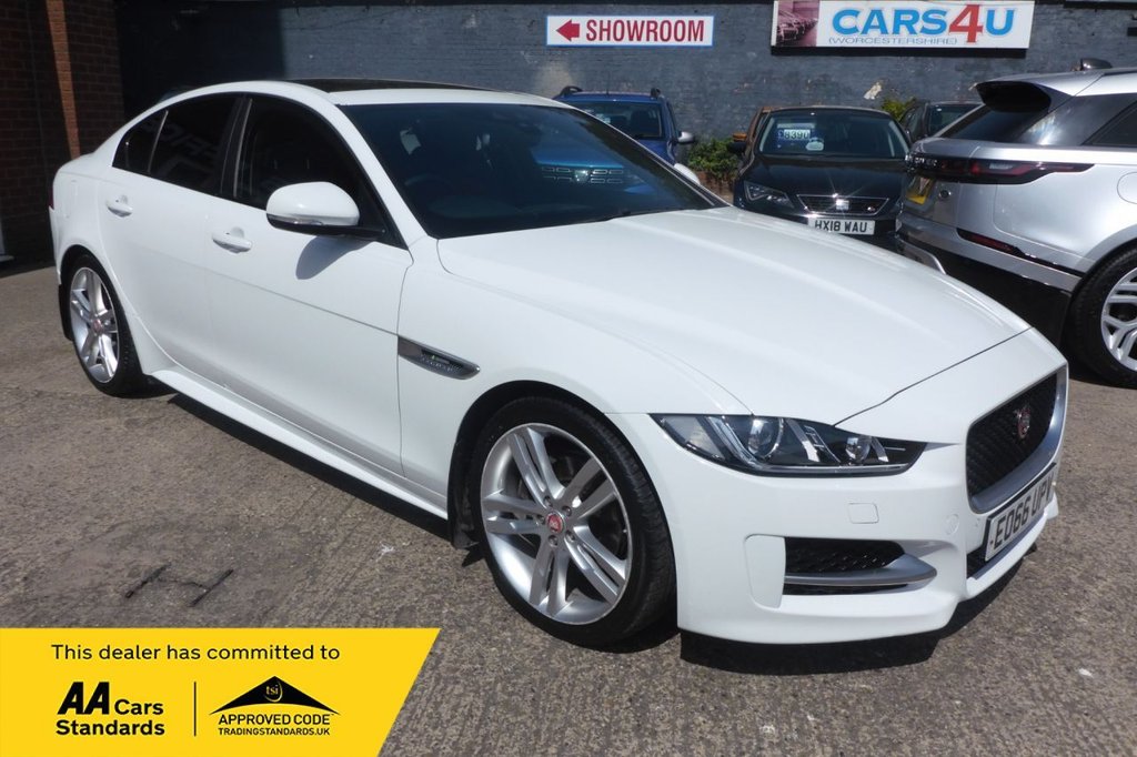 Jaguar Xe