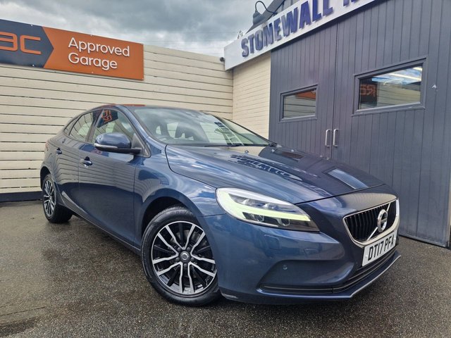 View our VOLVO V40