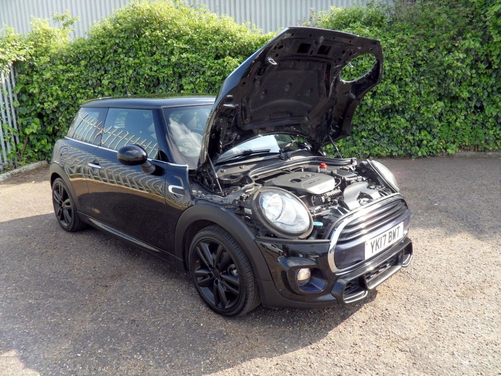 USED 2017 17 MINI HATCH 1.5 Cooper Hatchback 3dr Petrol Manual Euro 6 (s/s) (136 ps) &pound;1700 John Cooper Works Sport Pack
