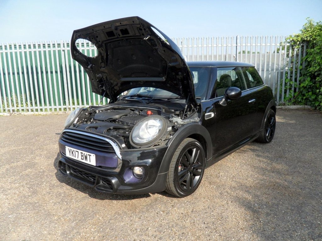 USED 2017 17 MINI HATCH 1.5 Cooper Hatchback 3dr Petrol Manual Euro 6 (s/s) (136 ps) &pound;1700 John Cooper Works Sport Pack