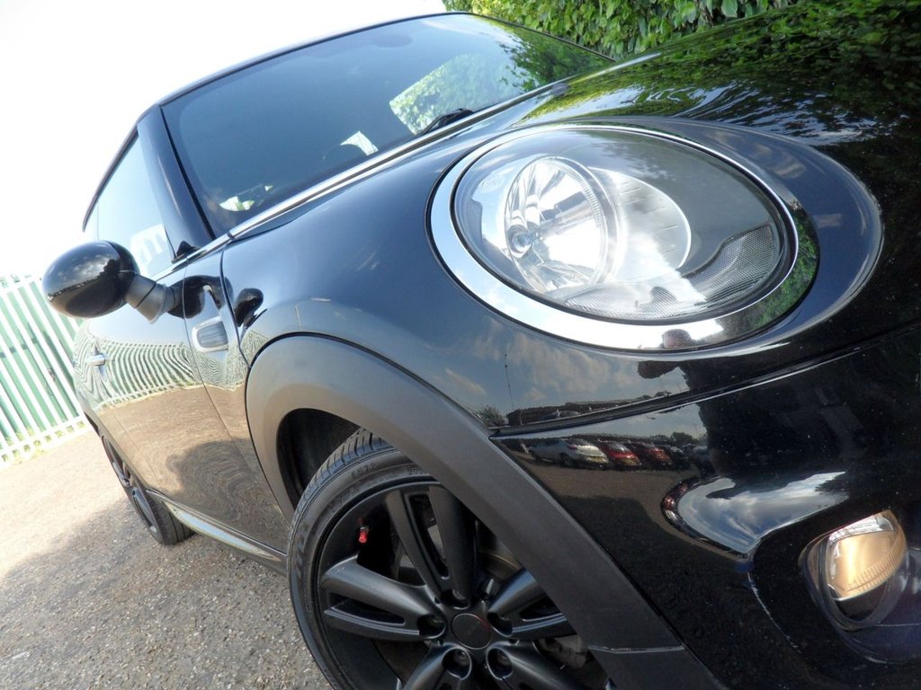 USED 2017 17 MINI HATCH 1.5 Cooper Hatchback 3dr Petrol Manual Euro 6 (s/s) (136 ps) &pound;1700 John Cooper Works Sport Pack