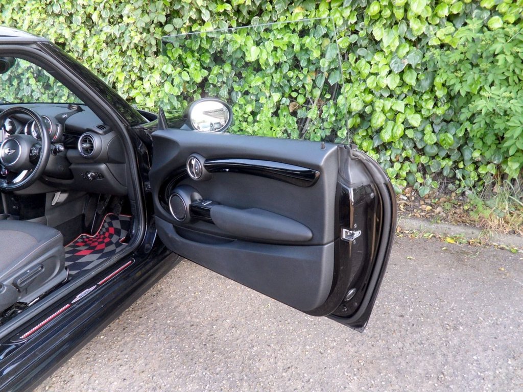 USED 2017 17 MINI HATCH 1.5 Cooper Hatchback 3dr Petrol Manual Euro 6 (s/s) (136 ps) &pound;1700 John Cooper Works Sport Pack