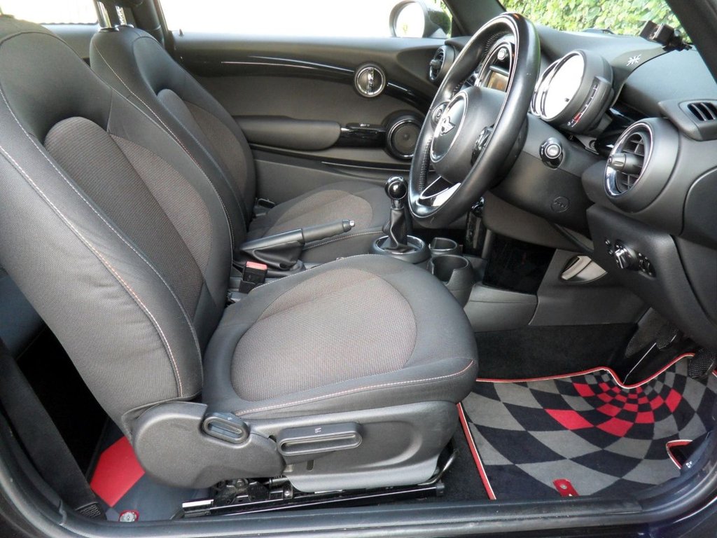USED 2017 17 MINI HATCH 1.5 Cooper Hatchback 3dr Petrol Manual Euro 6 (s/s) (136 ps) &pound;1700 John Cooper Works Sport Pack