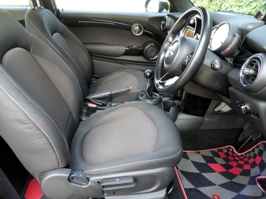 USED 2017 17 MINI HATCH 1.5 Cooper Hatchback 3dr Petrol Manual Euro 6 (s/s) (136 ps) &pound;1700 John Cooper Works Sport Pack