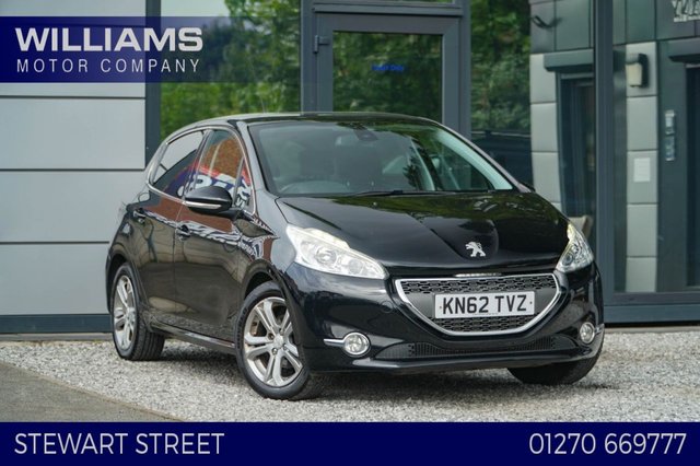 View our PEUGEOT 208