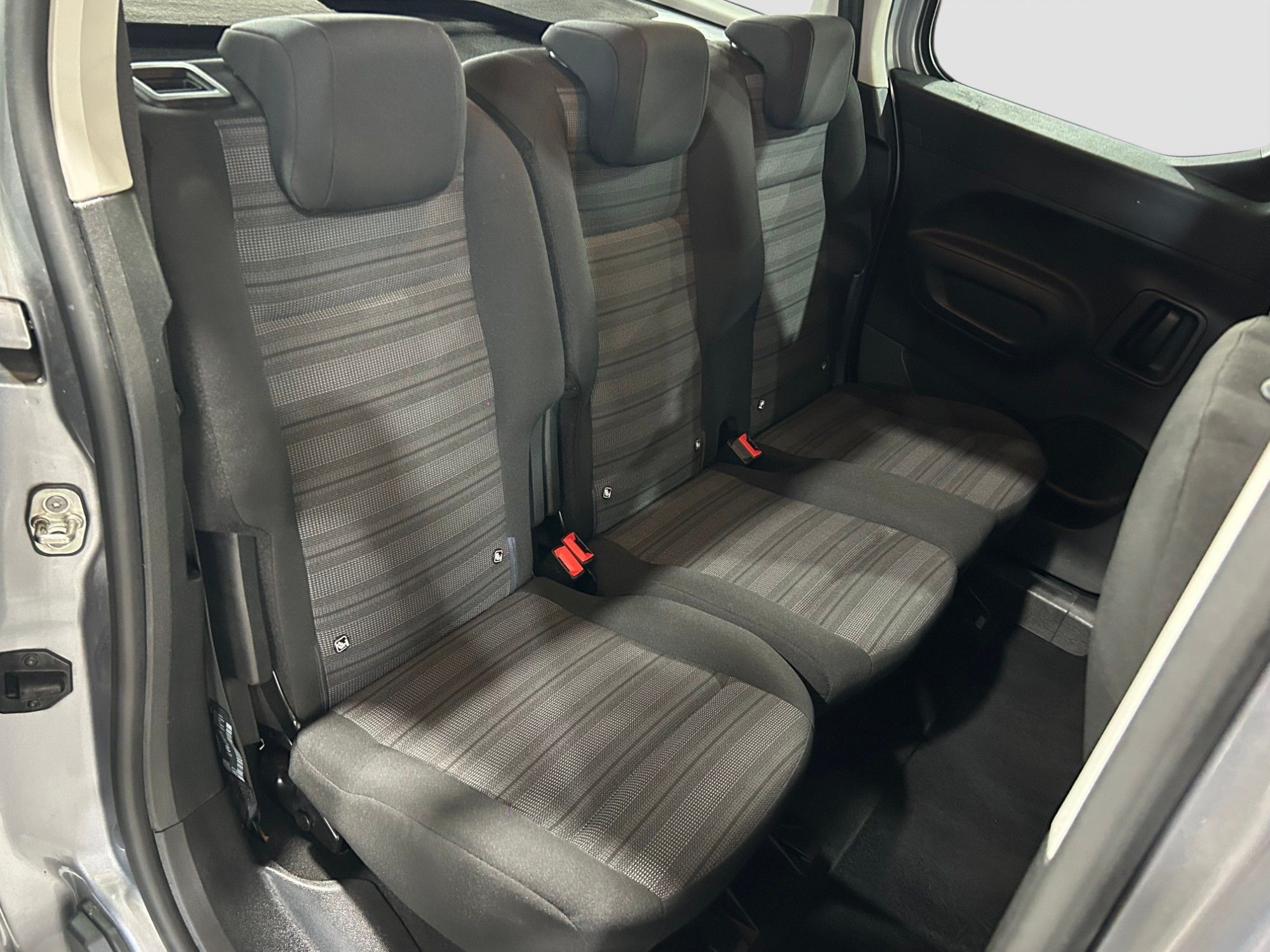 USED 2021 70 VAUXHALL COMBO LIFE 1.2 Turbo Edition MPV 5dr Petrol Manual Euro 6 (s/s) (110 ps) 