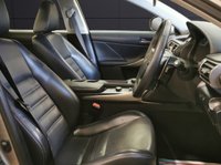 USED 2015 W LEXUS IS 2.5 300h Executive Edition Saloon 4dr Petrol Hybrid E-CVT Euro 5 (s/s) (223 ps) Executive Edition, Low Mileage, Heated Seats, Rare Colour