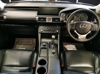 USED 2015 W LEXUS IS 2.5 300h Executive Edition Saloon 4dr Petrol Hybrid E-CVT Euro 5 (s/s) (223 ps) Executive Edition, Low Mileage, Heated Seats, Rare Colour