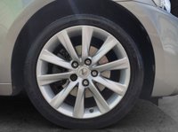 USED 2015 W LEXUS IS 2.5 300h Executive Edition Saloon 4dr Petrol Hybrid E-CVT Euro 5 (s/s) (223 ps) Executive Edition, Low Mileage, Heated Seats, Rare Colour