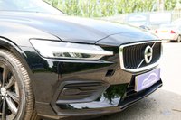 USED 2022 72 VOLVO V60 2.0 B3 MHEV Momentum Estate 5dr Petrol Hybrid DCT Auto Euro 6 (s/s) (163 ps) BLACK STONE PAINTWORK + REVERSE CAMERA + HEATED SEATS