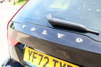 USED 2022 72 VOLVO V60 2.0 B3 MHEV Momentum Estate 5dr Petrol Hybrid DCT Auto Euro 6 (s/s) (163 ps) BLACK STONE PAINTWORK + REVERSE CAMERA + HEATED SEATS