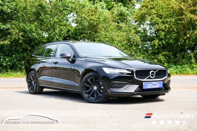 View our Volvo V60 2.0 B3 MHEV Momentum Estate 5dr Petrol Hybrid DCT Auto Euro 6 (s/s) (163 ps)