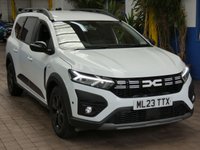 USED 2023 23 DACIA JOGGER 1.0 TCe Extreme SE MPV 5dr Petrol Manual Euro 6 (s/s) (110 ps) 7 SEATS SAT NAV PARKING CAMERA HEATED SEATS CRUISE CONTROL PARKING SENSORS 1 OWNER SERVICE HISTORY WARRANTY