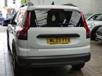 USED 2023 23 DACIA JOGGER 1.0 TCe Extreme SE MPV 5dr Petrol Manual Euro 6 (s/s) (110 ps) 7 SEATS SAT NAV PARKING CAMERA HEATED SEATS CRUISE CONTROL PARKING SENSORS 1 OWNER SERVICE HISTORY WARRANTY