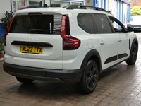 USED 2023 23 DACIA JOGGER 1.0 TCe Extreme SE MPV 5dr Petrol Manual Euro 6 (s/s) (110 ps) 7 SEATS SAT NAV PARKING CAMERA HEATED SEATS CRUISE CONTROL PARKING SENSORS 1 OWNER SERVICE HISTORY WARRANTY