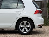 USED 2016 66 VOLKSWAGEN GOLF 1.4 Golf Match Edition TSi BlueMotion Technology 5dr Sat Nav Heated Seats