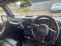 USED 2012 12 JEEP WRANGLER 2.8 CRD Overland SUV 2dr Diesel Auto 4WD Euro 5 (197 bhp) 