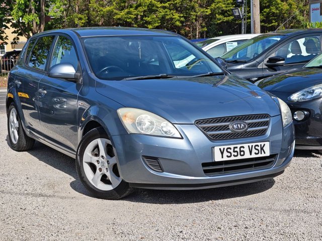 View our Kia Ceed 1.6 GS Hatchback 5dr Petrol Manual (152 g/km, 120 bhp)