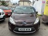 USED 2009 09 FORD FIESTA 1.4 Zetec Hatchback 5dr Petrol Manual (133 g/km, 94 bhp) NICE LITTLE 5 DOOR FIESTA. COMES WITH A FULL SERVICE HISTORY/ FRESH SERVICE AND NEW MOT. CLEAN CONDITION THROUGHOUT. FINISHED IN A METALLIC DARK RED COLOUR. SPEC INCLUDES ALLOY WHEELS, CLOTH INTERIOR, ISOFIX, ELECTRIC WINDOWS AND MIRRORS, ISOFIX, CD/ RADIO + 3 MONTHS WARRANTY + 12 MONTHS AA BREAKDOWN COVER INCLUDED