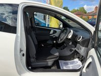 USED 2009 59 CITROEN C1 1.0i Splash Hatchback 3dr Petrol Manual Euro 4 (68 ps) GOOD  MILEAGE EXAMPLE. CLEAN CONDITION THROUGHOUT. COMES WITH SERVICE HISTORY/ FRESH SERVICE AND NEW MOT. IDEAL NEW DRIVER CAR BEING CHEAP AND ECONOMIC WITH AN AVERAGE 62 MPG, &pound;20 ROAD TAX AND INSURANCE GROUP 2. FINISHED IN A SOLID WHITE COLOUR. SPEC INCLUDES REMOTE LOCKING, WHEEL TRIMS, CD/ RADIO/ AUX, ISOFIX, CLOTH INTERIOR.