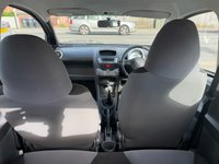 USED 2009 59 CITROEN C1 1.0i Splash Hatchback 3dr Petrol Manual Euro 4 (68 ps) GOOD  MILEAGE EXAMPLE. CLEAN CONDITION THROUGHOUT. COMES WITH SERVICE HISTORY/ FRESH SERVICE AND NEW MOT. IDEAL NEW DRIVER CAR BEING CHEAP AND ECONOMIC WITH AN AVERAGE 62 MPG, &pound;20 ROAD TAX AND INSURANCE GROUP 2. FINISHED IN A SOLID WHITE COLOUR. SPEC INCLUDES REMOTE LOCKING, WHEEL TRIMS, CD/ RADIO/ AUX, ISOFIX, CLOTH INTERIOR.