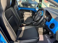 USED 2016 16 VOLKSWAGEN UP! 1.0 BLUEMOTION TECH HIGH UP! 5dr * L&C GROUP SHALL BEAT ANY 'WE BUY CARS VALUATION' FOR YOUR PART EXCHANGE *