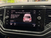 USED 2018 67 VOLKSWAGEN T-ROC 1.5 TSI EVO SEL SUV 5dr Petrol Manual Euro 6 (s/s) (150 ps) ADAPTIVE CRUISE/LANE/P-SENSOR/ULEZ