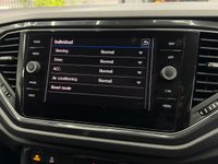 USED 2018 67 VOLKSWAGEN T-ROC 1.5 TSI EVO SEL SUV 5dr Petrol Manual Euro 6 (s/s) (150 ps) ADAPTIVE CRUISE/LANE/P-SENSOR/ULEZ