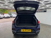 USED 2018 67 VOLKSWAGEN T-ROC 1.5 TSI EVO SEL SUV 5dr Petrol Manual Euro 6 (s/s) (150 ps) ADAPTIVE CRUISE/LANE/P-SENSOR/ULEZ