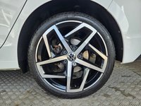 USED 2021 21 VOLKSWAGEN GOLF 2.0 TDI Style Hatchback 5dr Diesel DSG Euro 6 (s/s) (150 ps) 