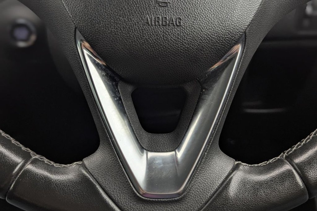 USED 2023 23 VAUXHALL CROSSLAND 1.2 Turbo Ultimate SUV 5dr Petrol Manual Euro 6 (s/s) (110 ps) Car Play, Rear Camera, Sat Nav